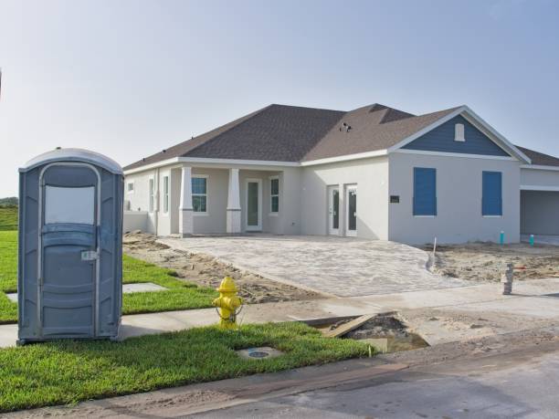 Porta potty delivery and setup in Ozona, TX